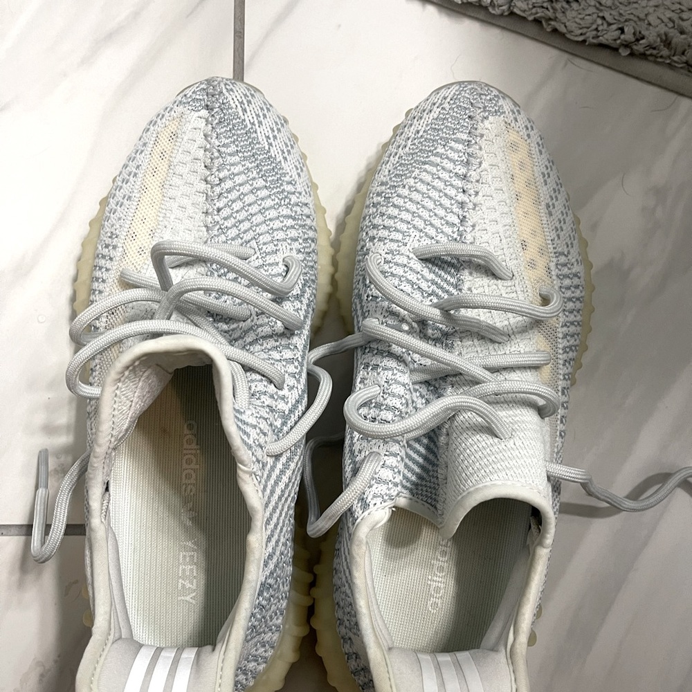 350 boost Cloud Yeezy non reflective
